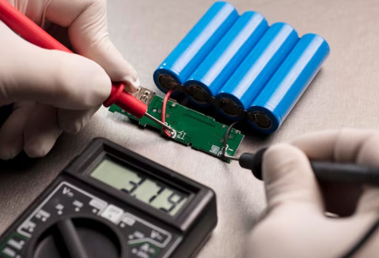 高效电池测试与维保仪器确保精准检测与安全修复